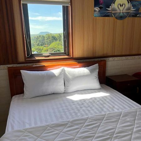 Binh Minh Hotel Pleiku Luaran gambar