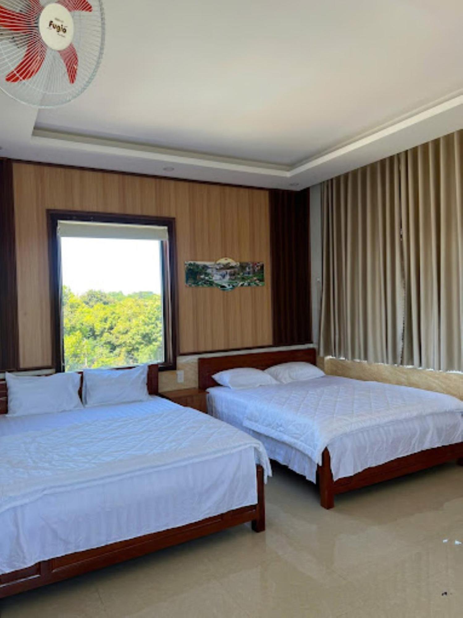 Binh Minh Hotel Pleiku Luaran gambar
