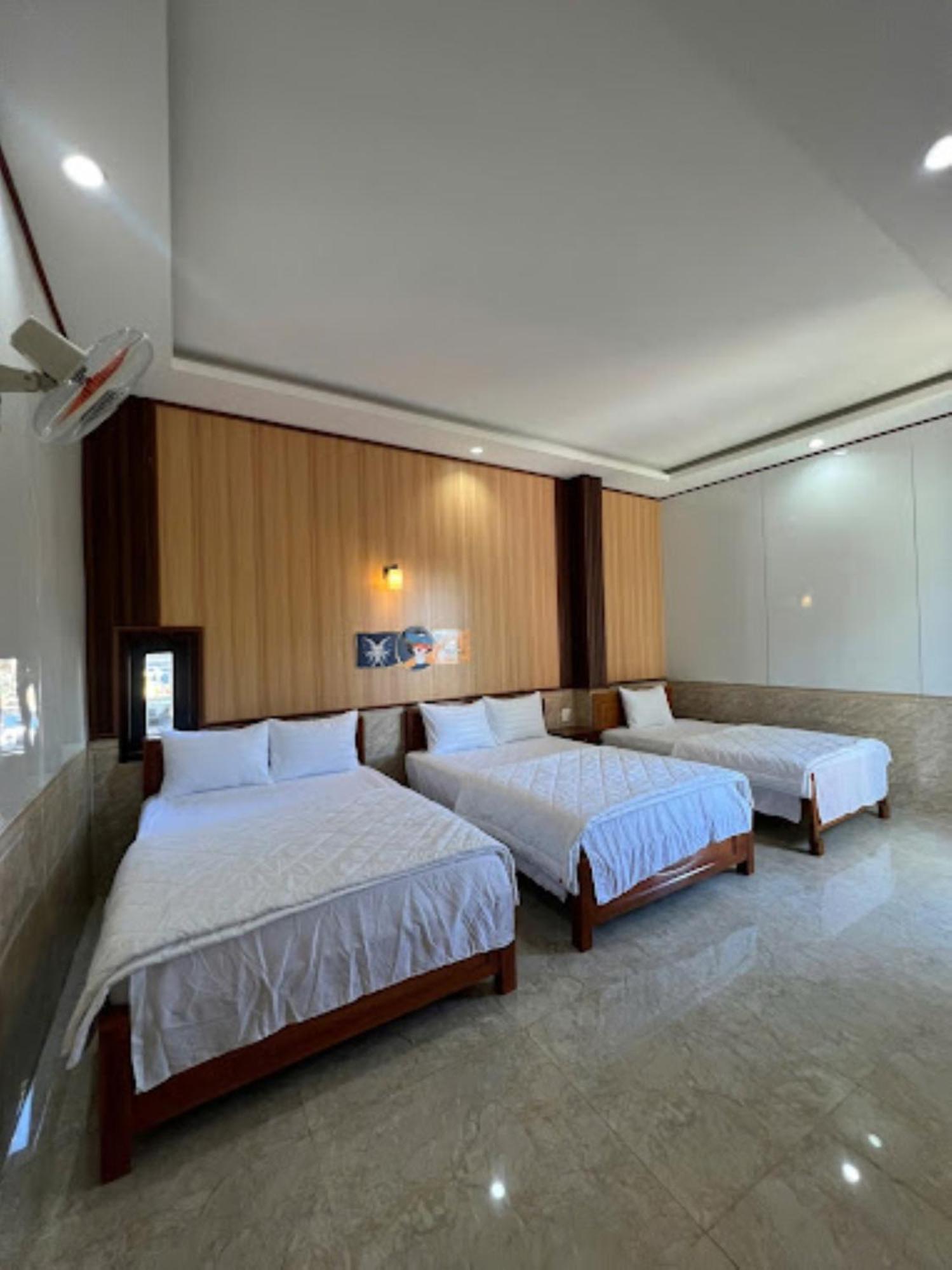 Binh Minh Hotel Pleiku Luaran gambar