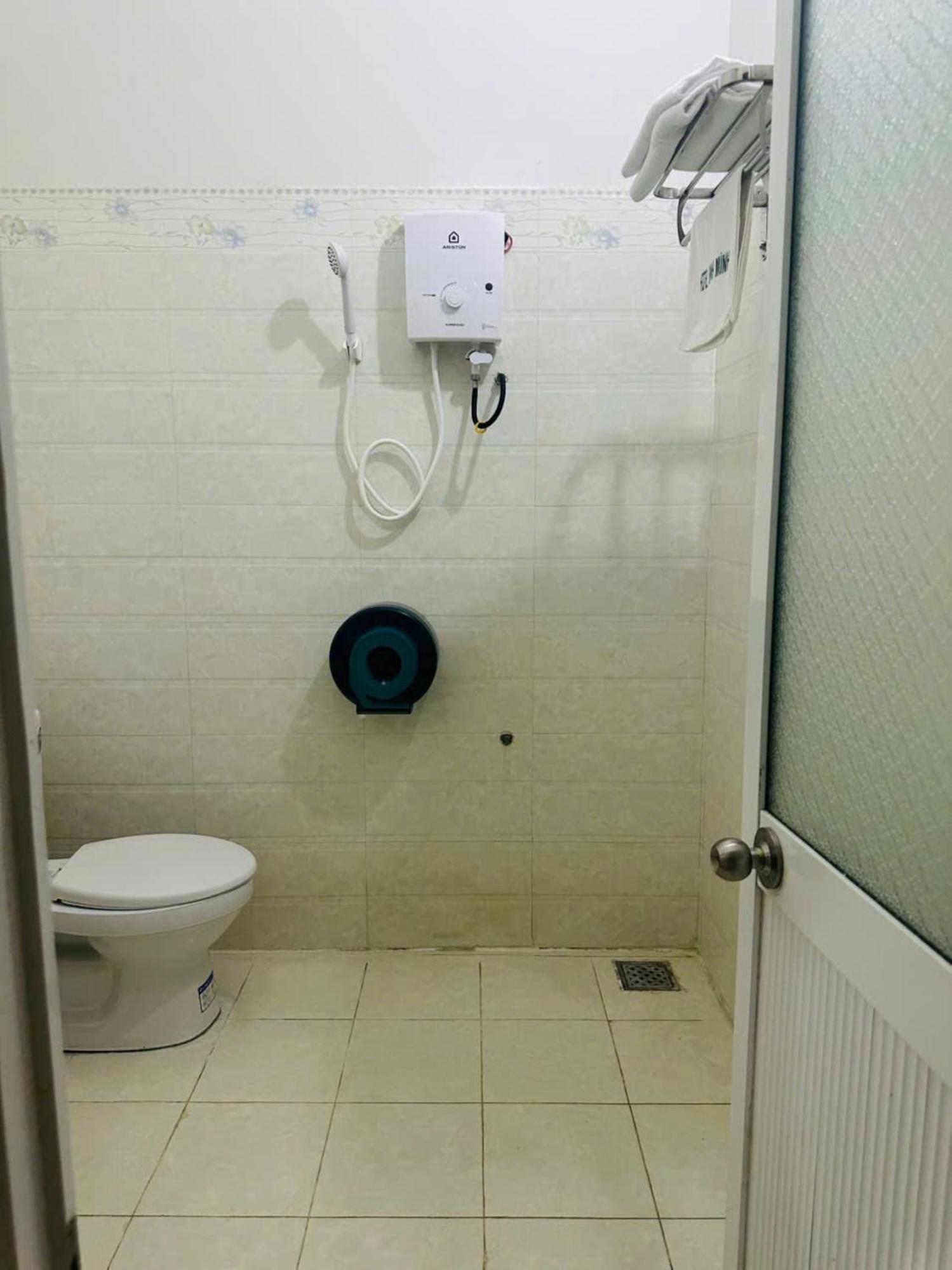 Binh Minh Hotel Pleiku Luaran gambar